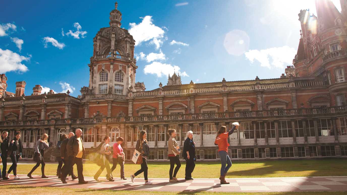 people on an open day campus tour in founders quad in the sunshine - undergraduate events